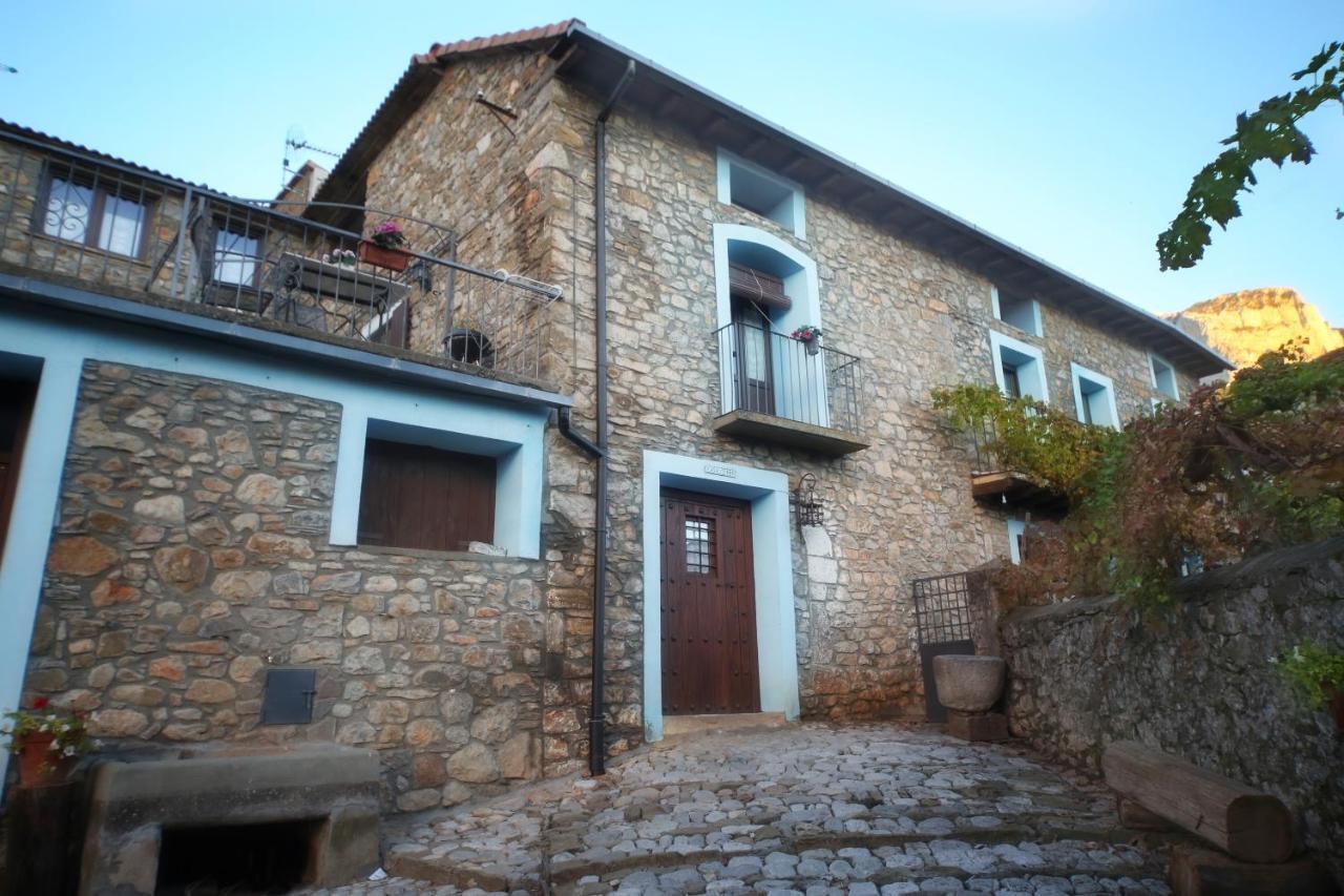 Apartamento El Fenal De Turmo Casa Rural "El Capricho De Nieves" Laspuna Exterior photo