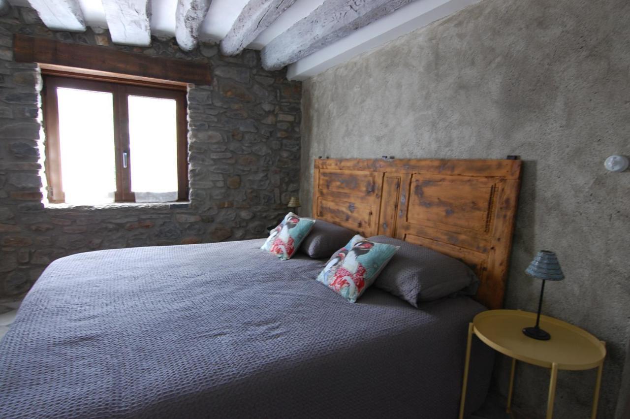 Apartamento El Fenal De Turmo Casa Rural "El Capricho De Nieves" Laspuna Exterior photo